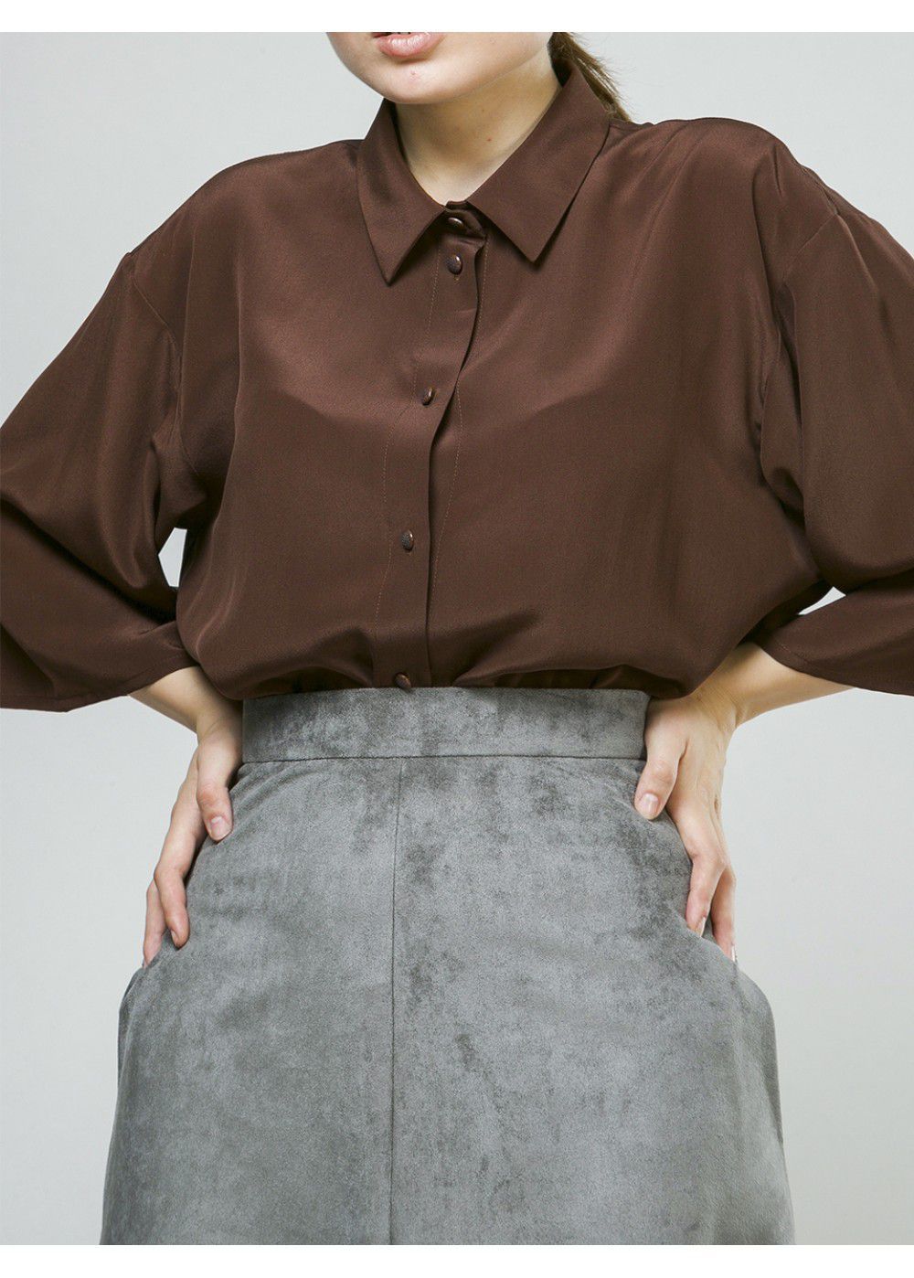 A La Russe Blouse in Chocolate