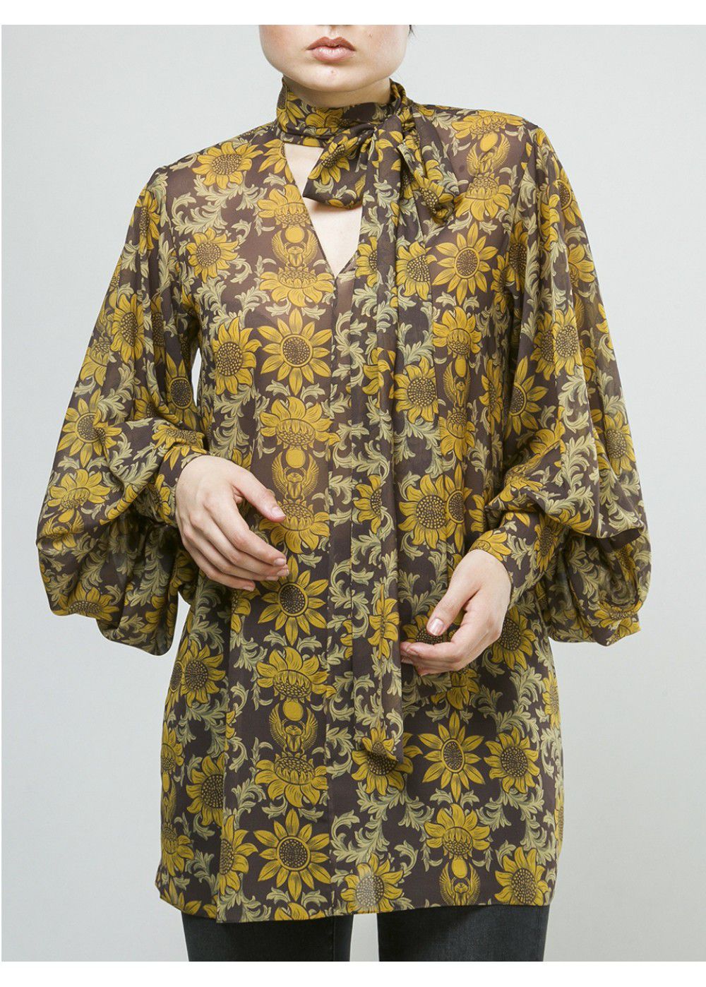A La Russe Blouse with Sunflowers