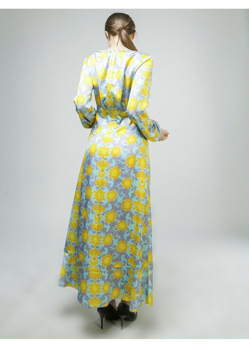A La Russe Dress with Sunflowers