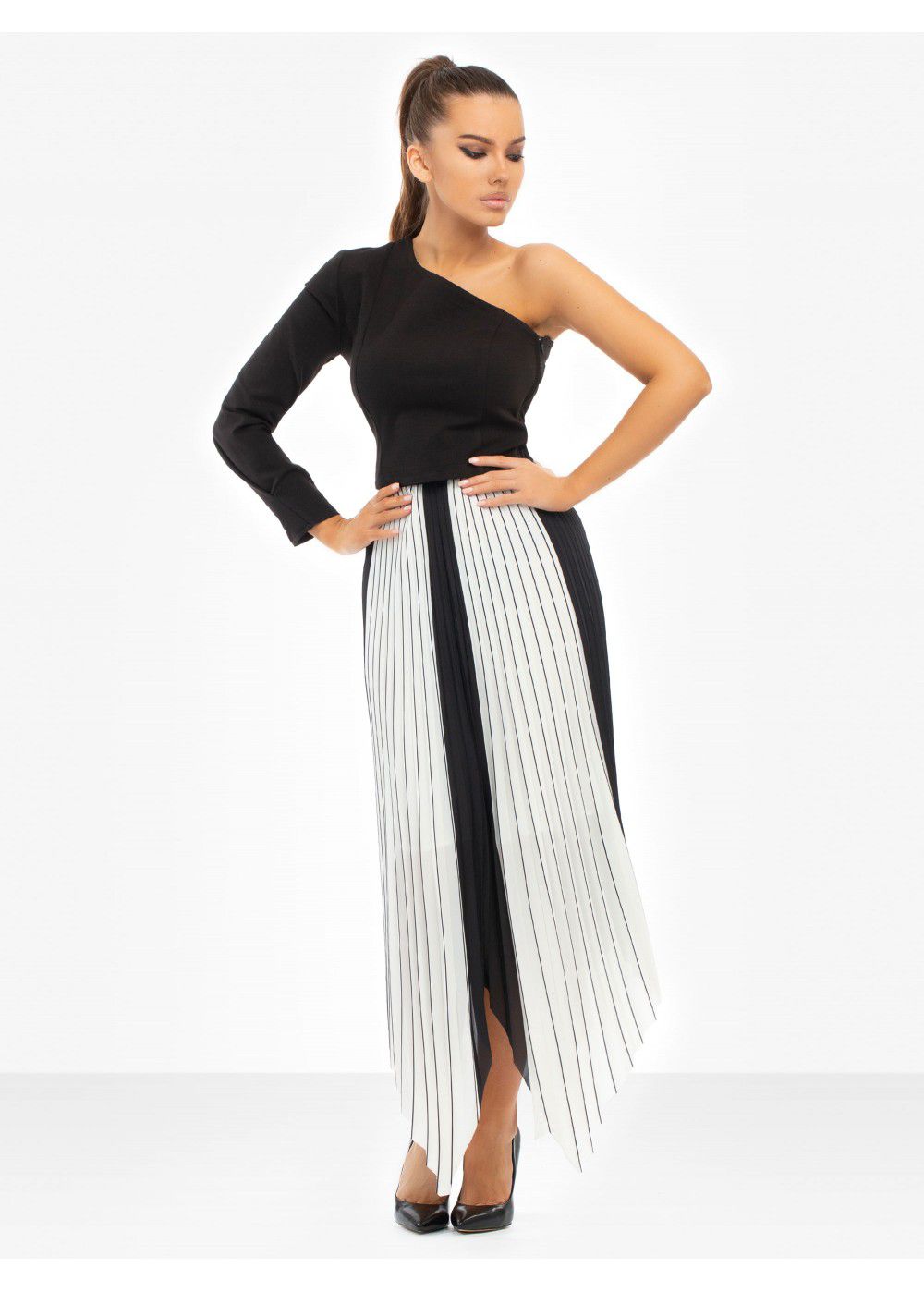 AQ/AQ Bodhi Pleated Midi Skirt