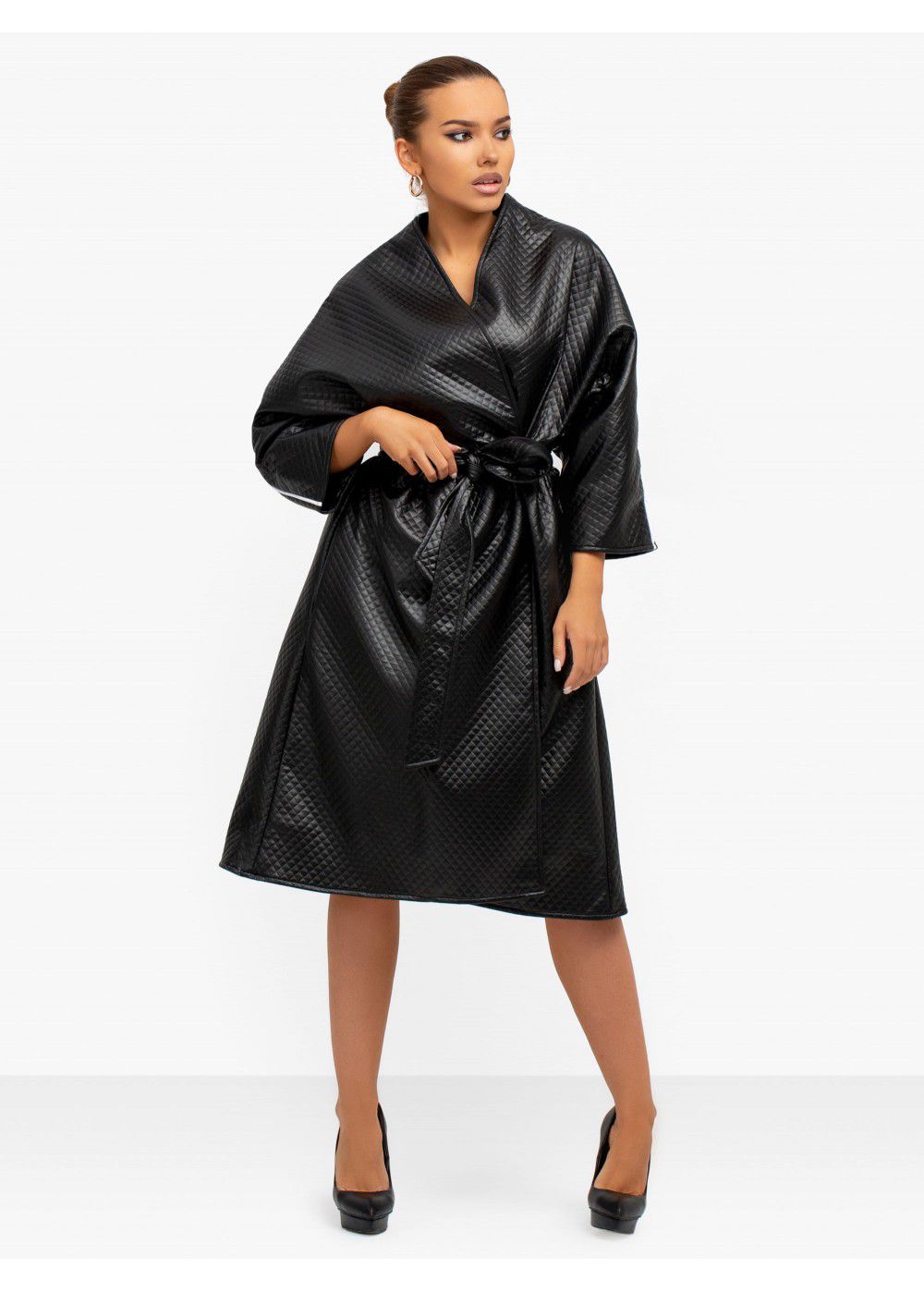Mira Hayek Moto Kimono