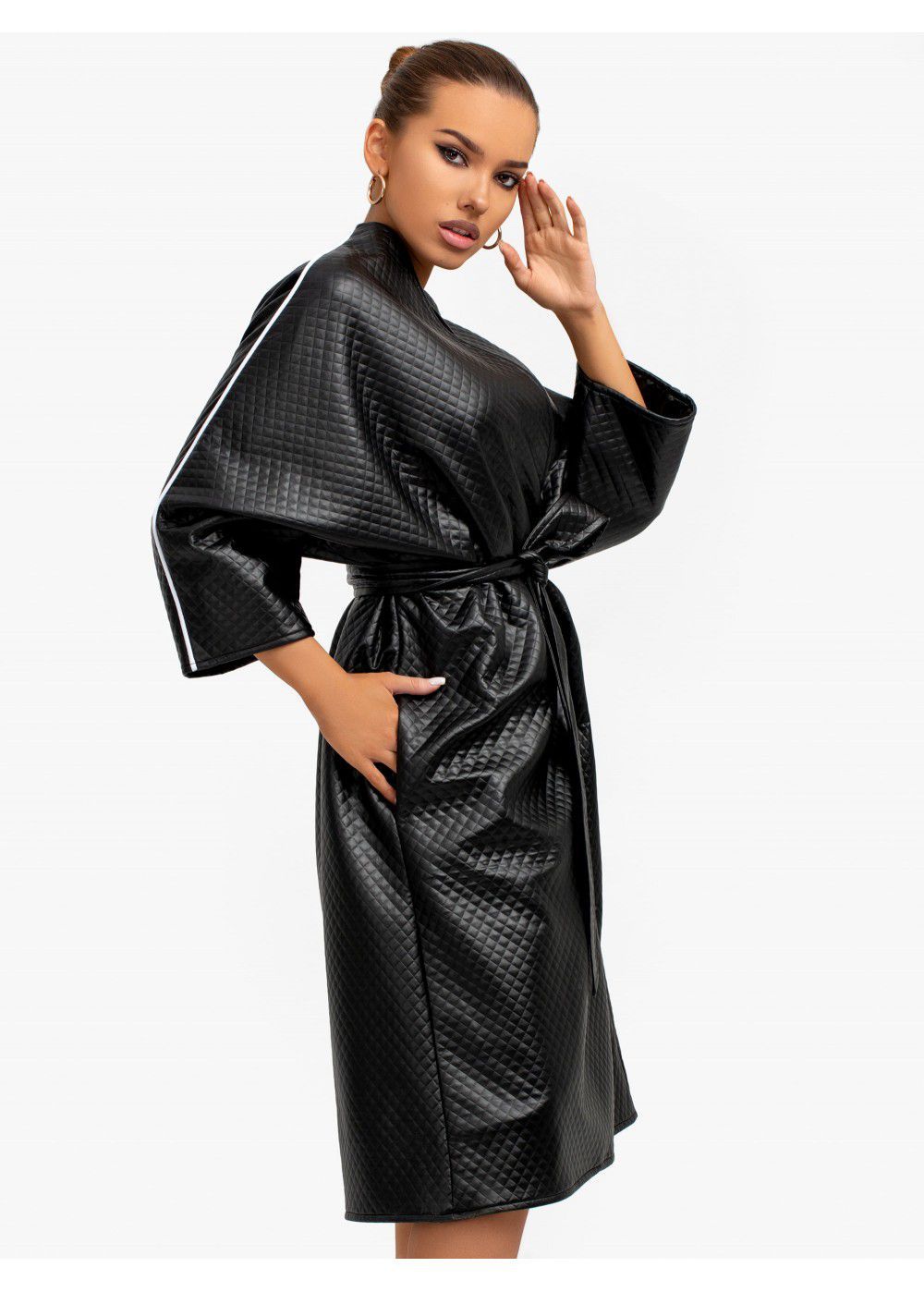 Mira Hayek Moto Kimono