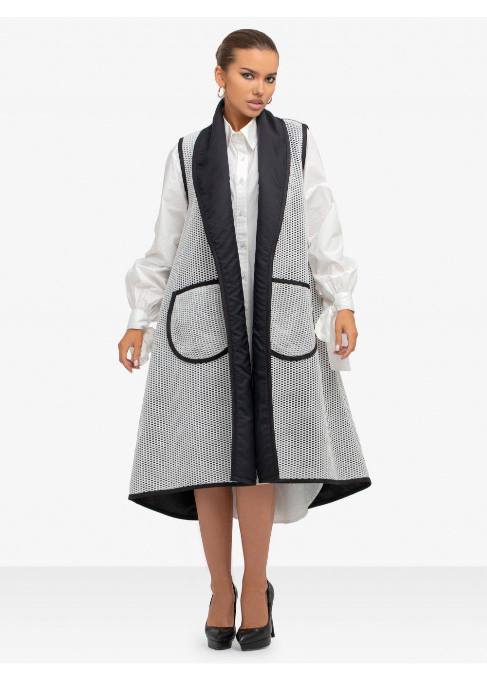Mira Hayek Screen Vest