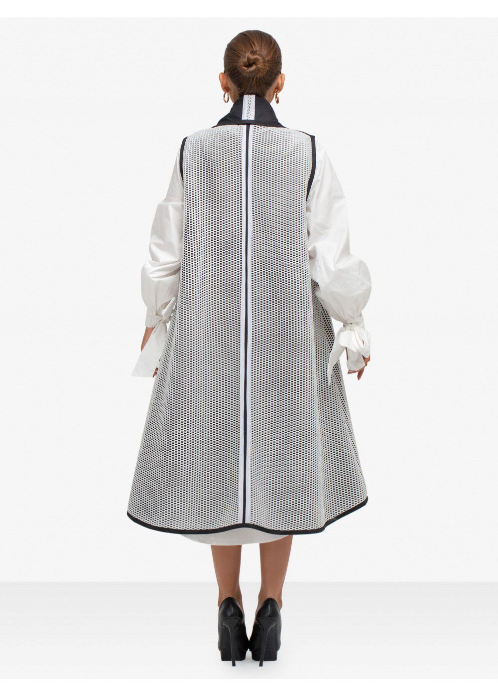 Mira Hayek Screen Vest