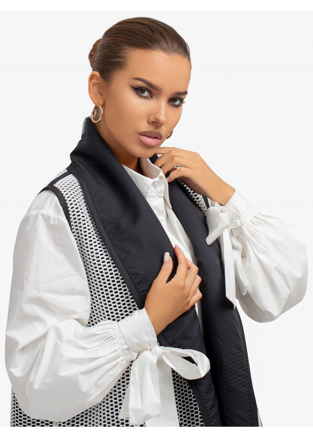 Mira Hayek Screen Vest