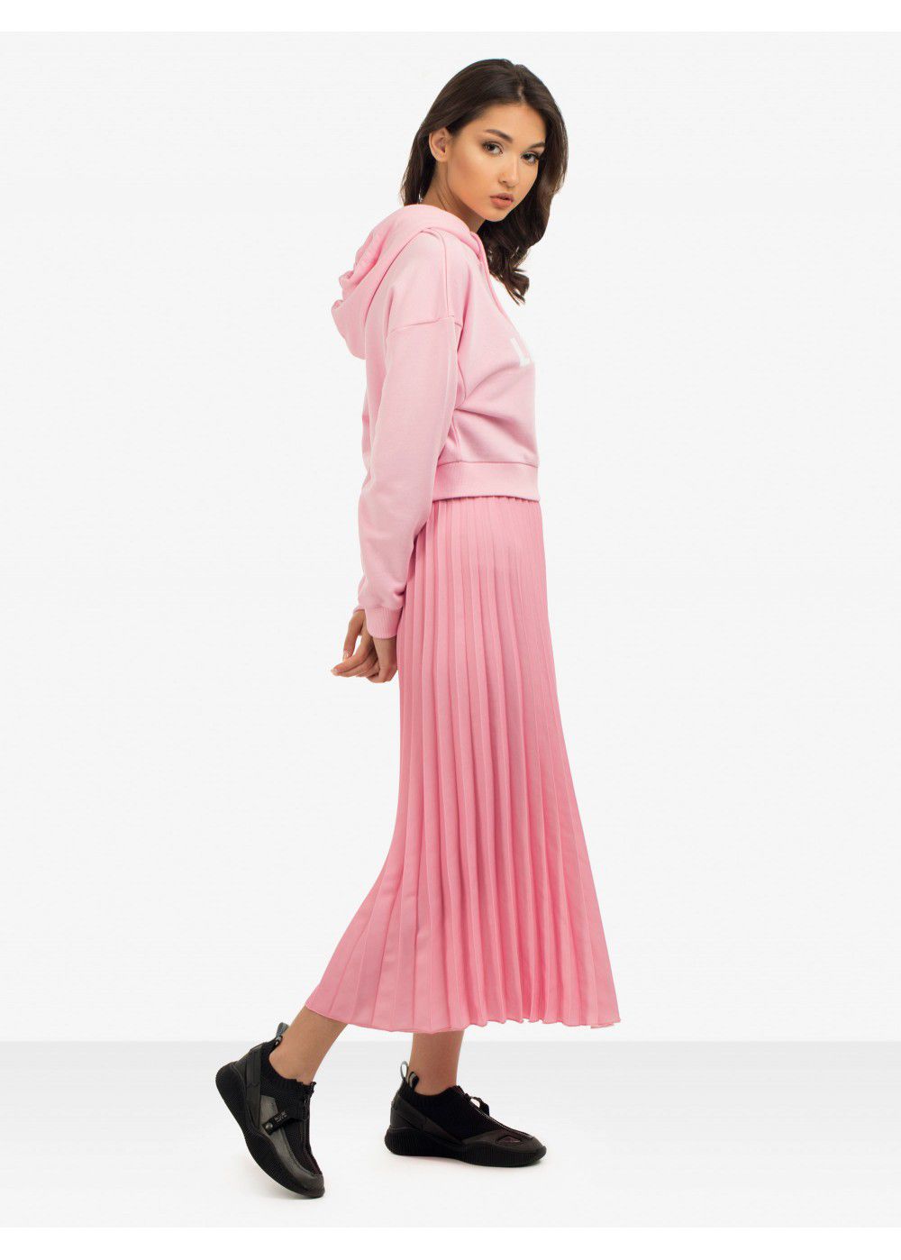 Quantum Courage Pleated Skirt in Pink