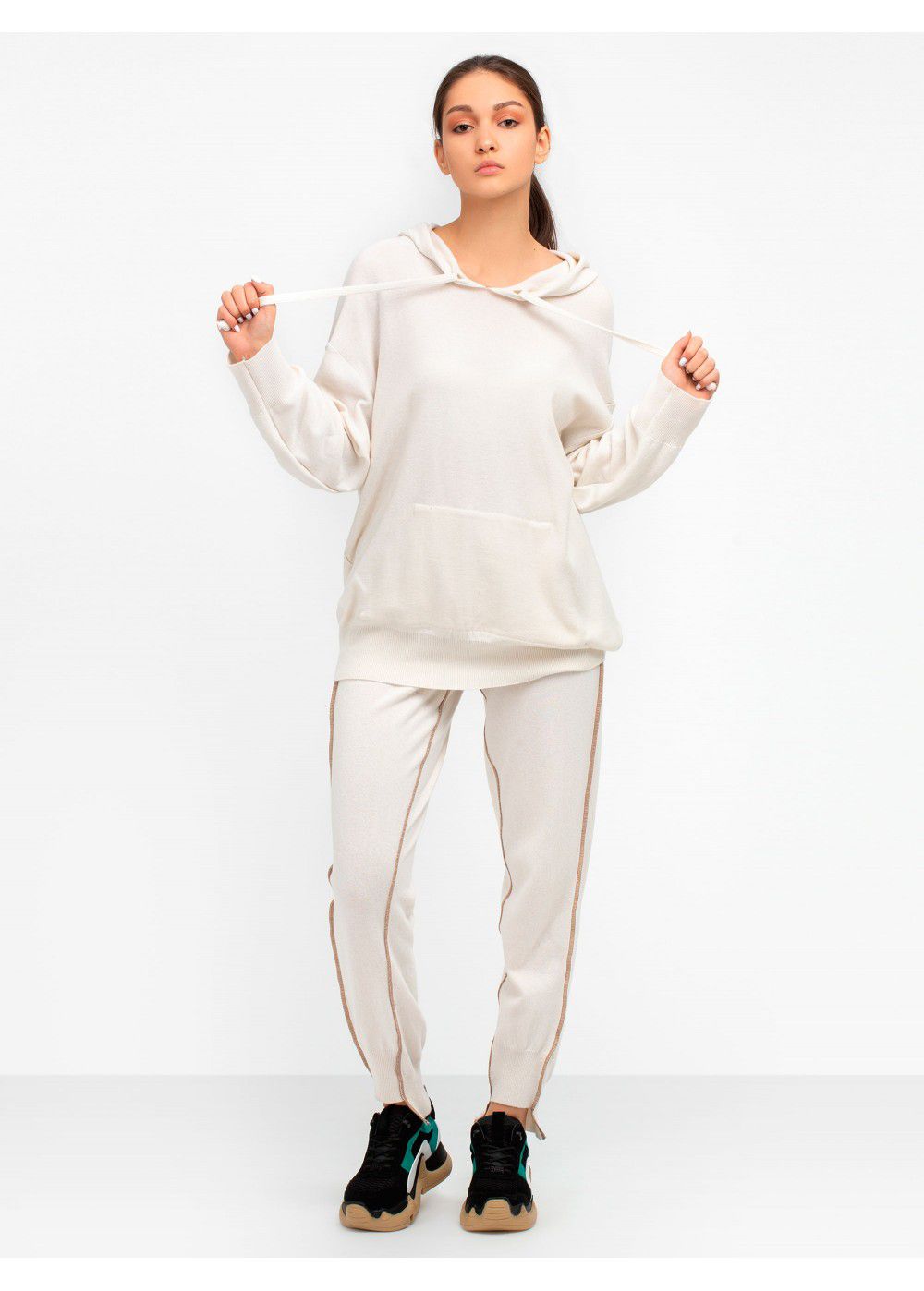 Ruban Knitted Trousers with Decorative Seams