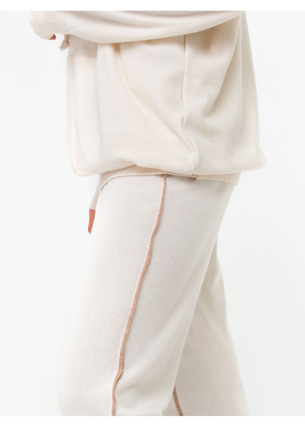 Ruban Knitted Trousers with Decorative Seams