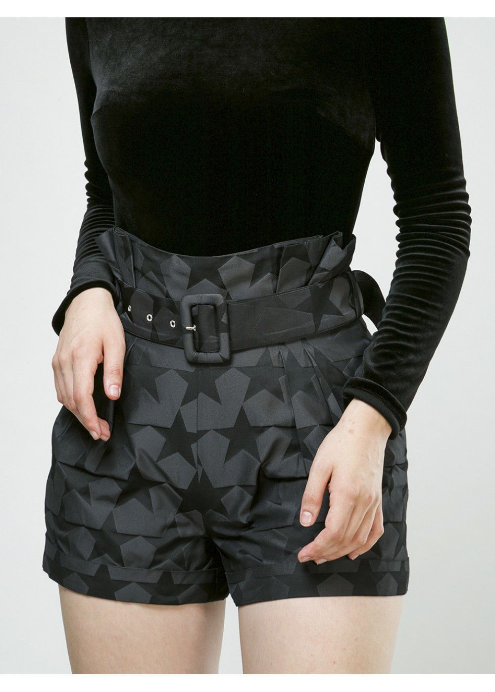 Vatanika High Weisted Belted Shorts