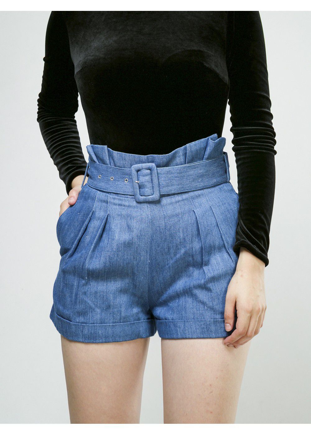 Vatanika High Weisted Denim Shorts