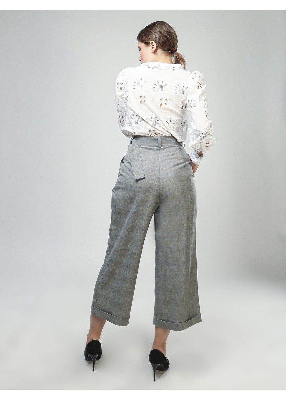 Vatanika High Weisted Pants in Grey